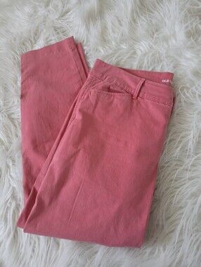 Old Navy Coral Colored Pixie Pants